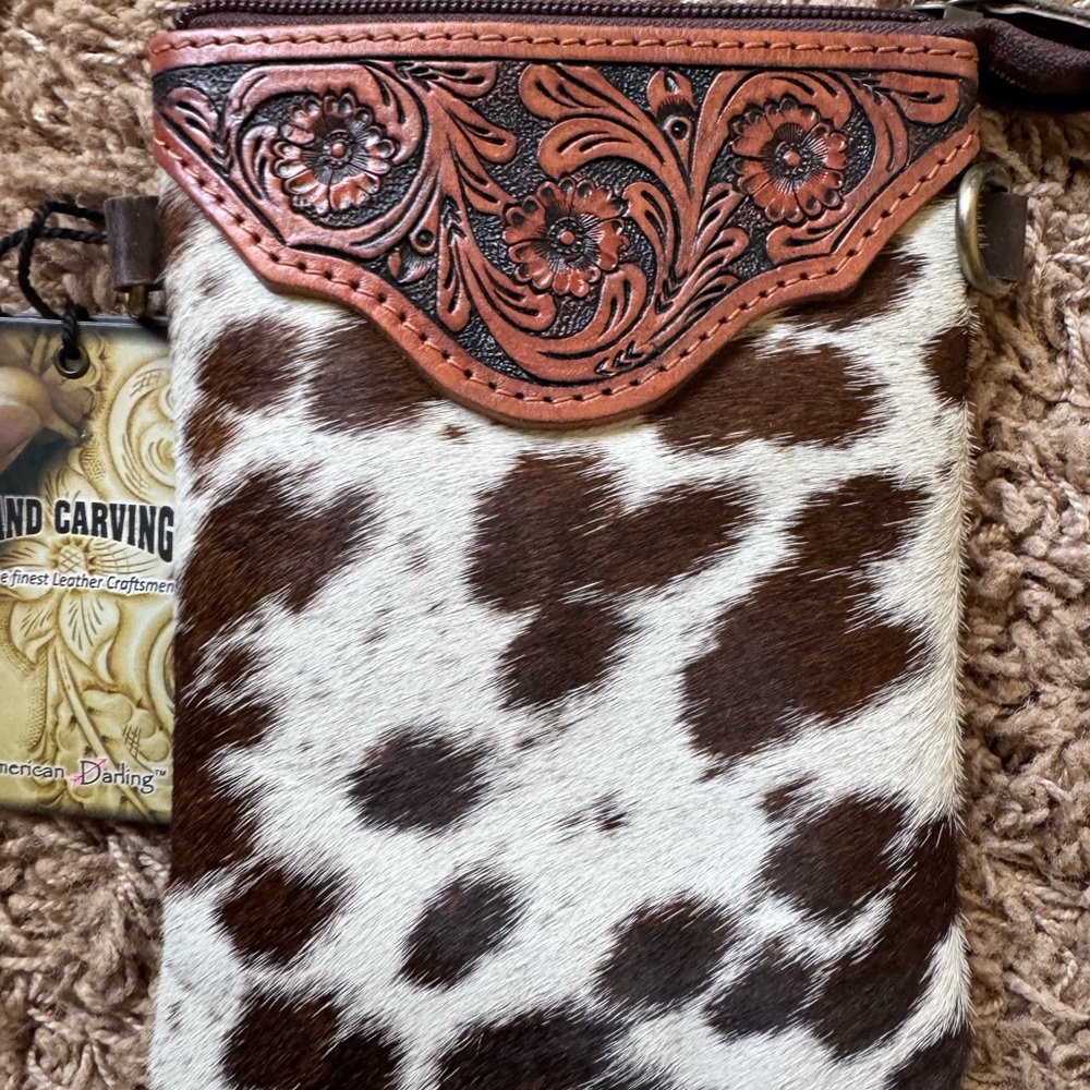American Darling cowhide crossbody purse/bag